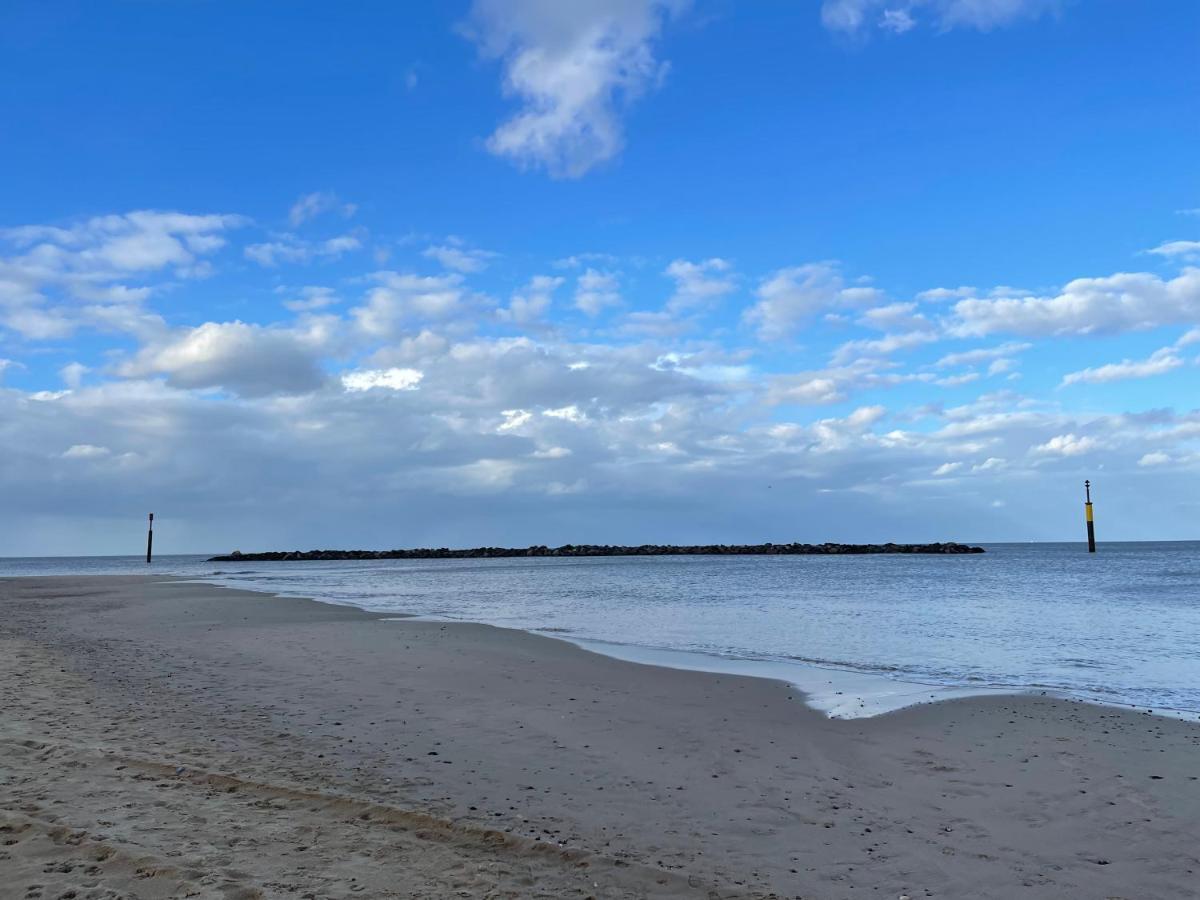הוילה Sea Palling Coastal Terrace Dogs Welcome Optional Hot Tub מראה חיצוני תמונה